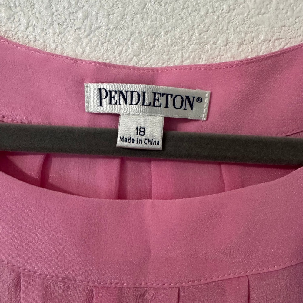 Pendleton Top Womens Sz 18 Pink 100% Silk Pleated Scoop Neck NWT Classic Career - Picture 2 of 6